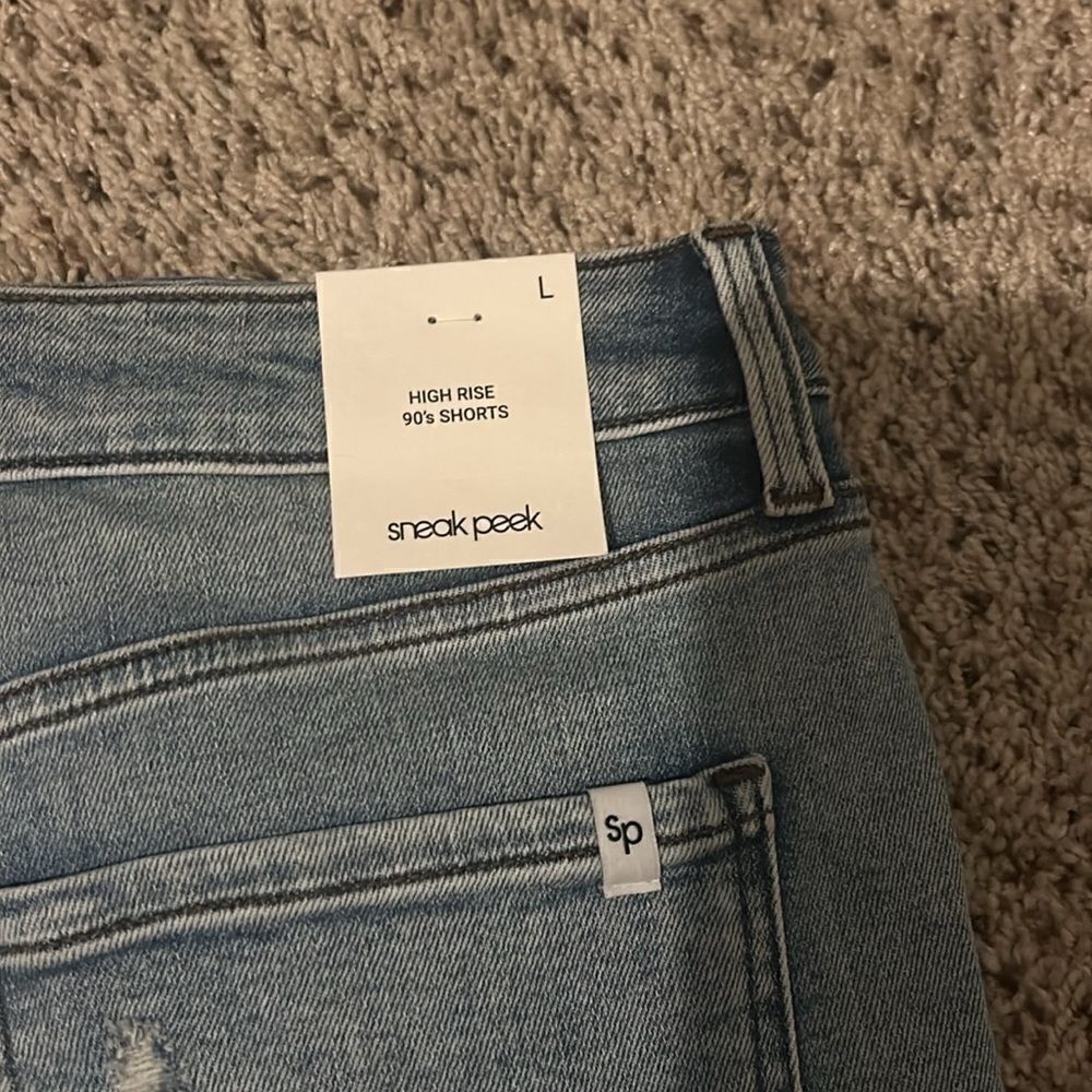 NWT Sneak Peek jean shorts high rise Large C - Picture 3 of 9